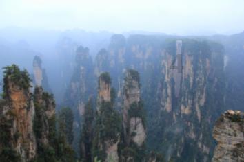 大江大河:啃5毛江米条,掏空积蓄买房的任遐迩,为啥拒绝当富婆